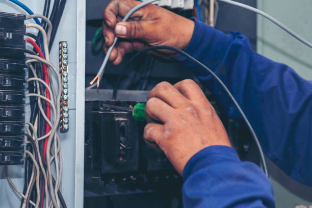 Best Emergency Electrical Repair  in Brooklyn Park, MN